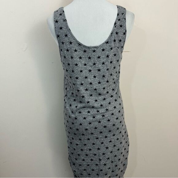 Monrow Gray Star Print Midi Dress - Picture 6 of 9